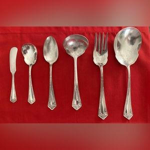Antique W.M. Rogers +Son 1913 Serving Utensil Set (Fair Oak Pattern).